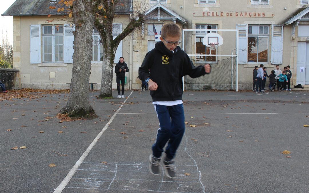 Relevez le défi-récré de Christophe Lemaître !
