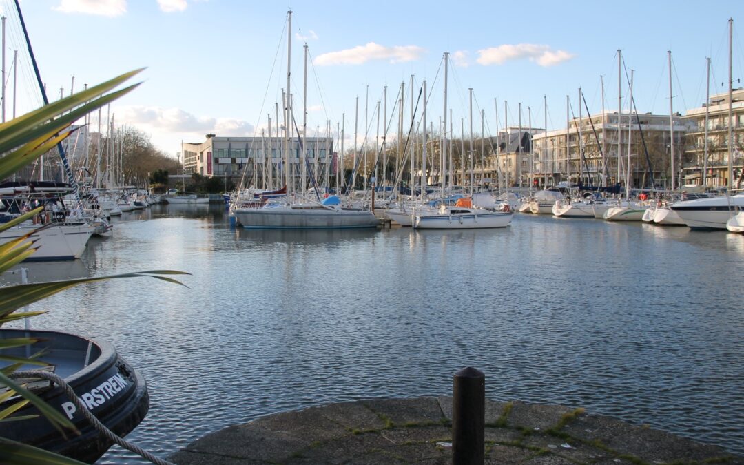 À Lorient, une assemblée générale pour affronter ensemble le gros temps